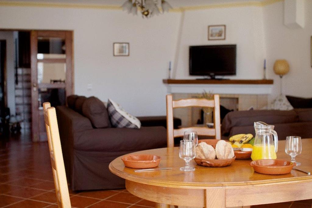 Apartamentos Os Descobrimentos Бургау Екстер'єр фото