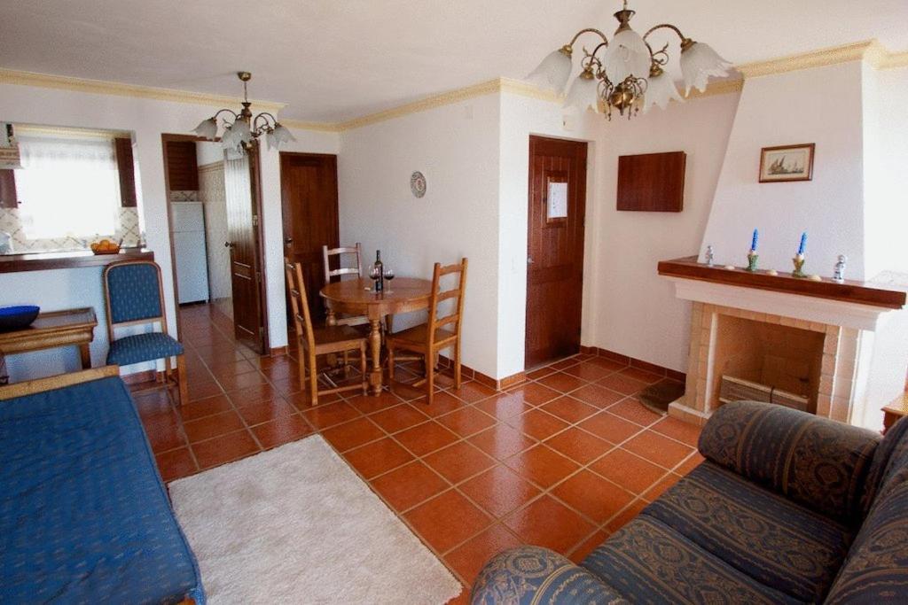 Apartamentos Os Descobrimentos Бургау Екстер'єр фото